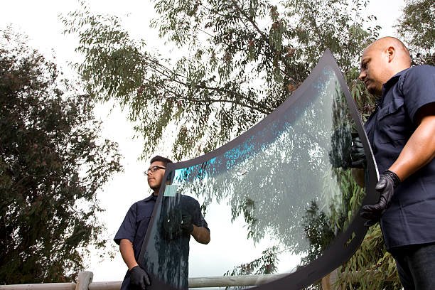 Windshield Repair Near Me, Pasadena, CA - Quick Service for Cracks, Chips & Damage with Free Online Estimates